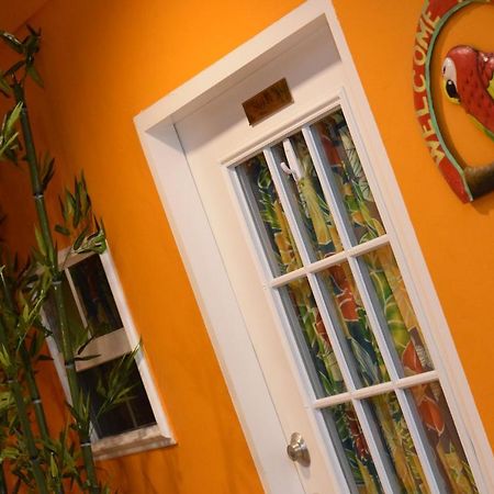 Beverly'S Oasis Suites Scarborough Buitenkant foto